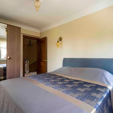 فندق Estelle's Luxury House 4*