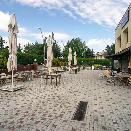Estelle's Luxury House بيوكجكمجة