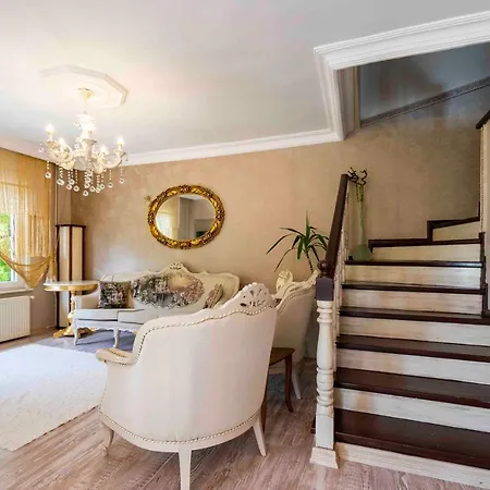 فندق Estelle's Luxury House بيوكجكمجة