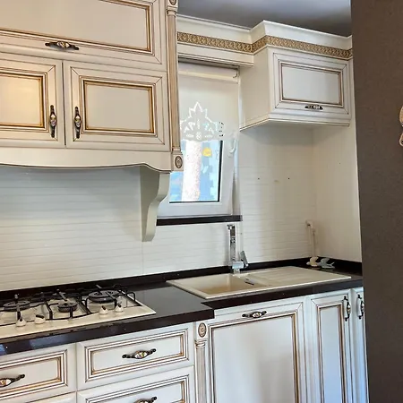Estelle's Luxury House فندق بيوكجكمجة